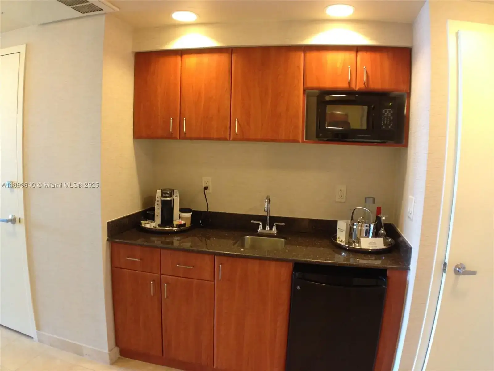18001 Collins Ave # 1407, Sunny Isles Beach FL 33160 photo 5