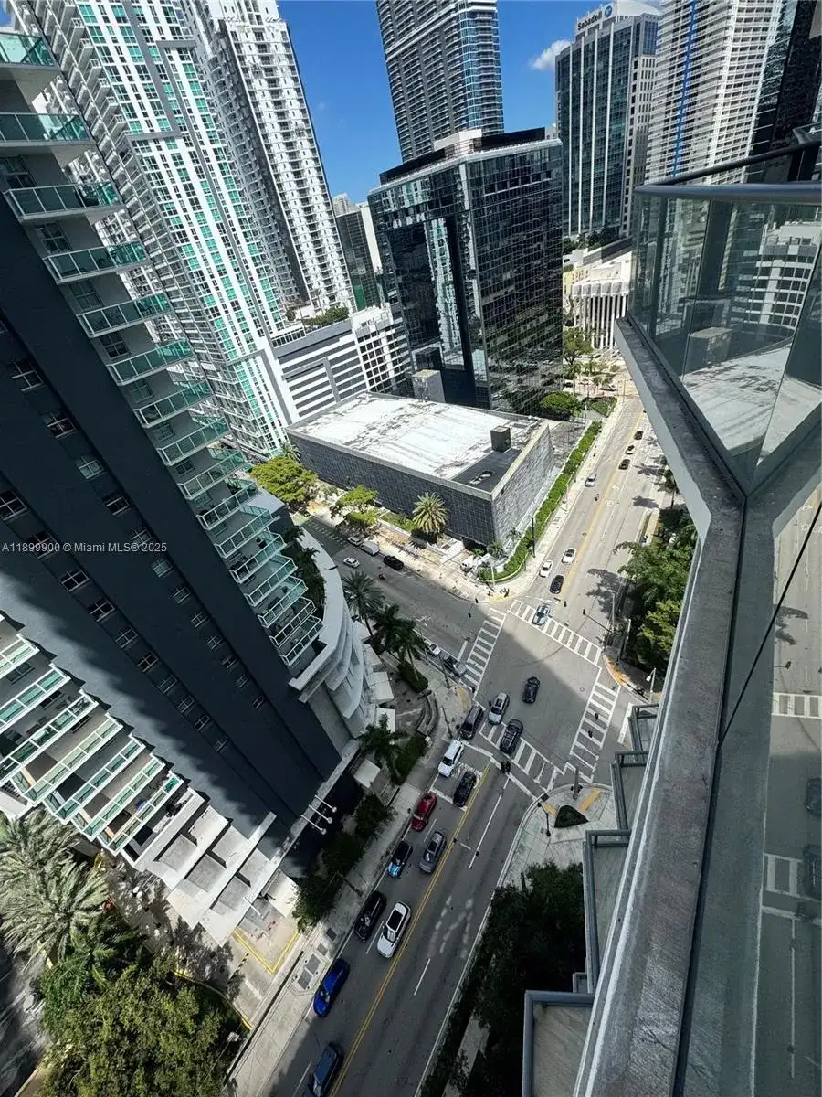 1300 S Miami Ave # 1811, Miami FL 33130 photo 5