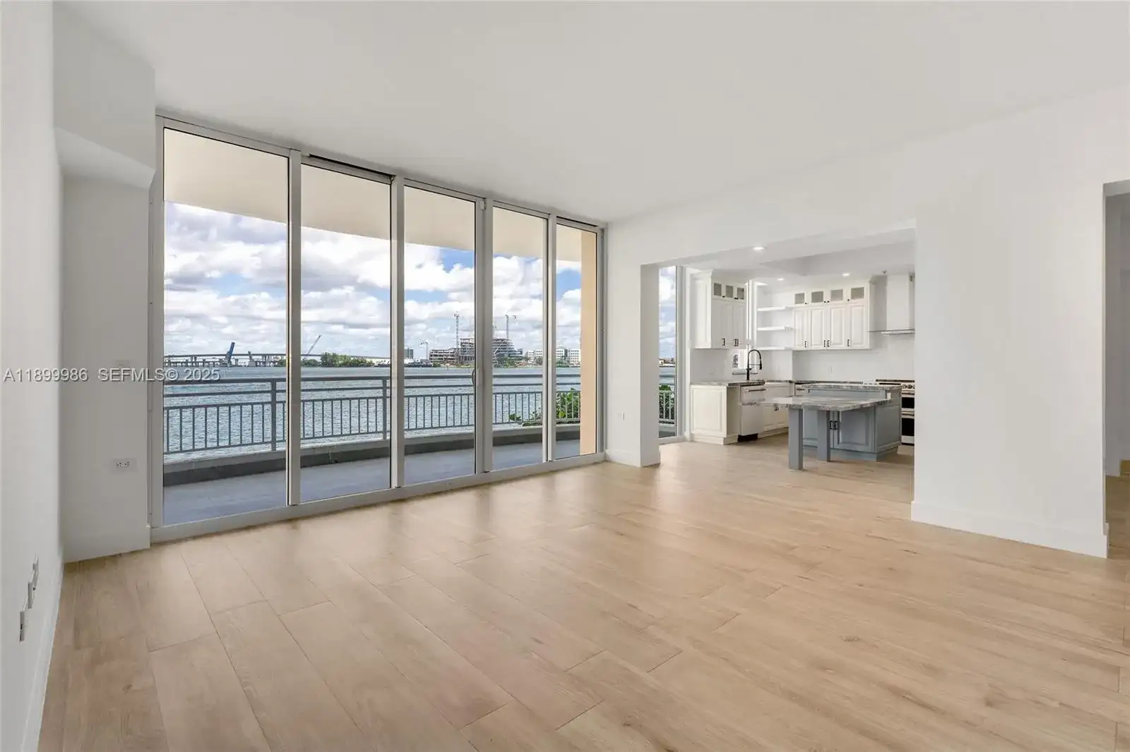 848 Brickell Key Dr # 204, Miami FL 33131 photo 5