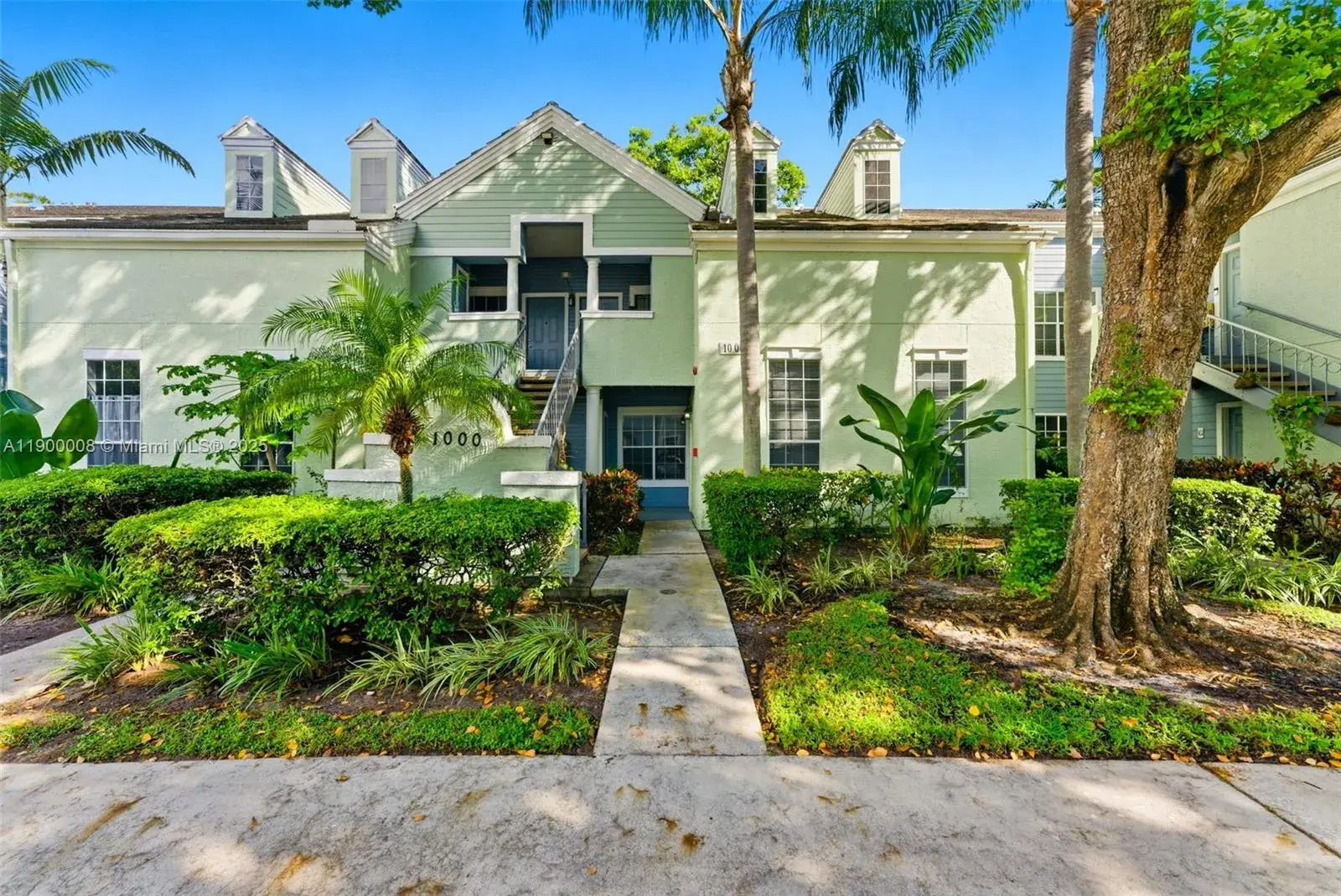 1000 Crystal Way, Delray Beach FL 33444