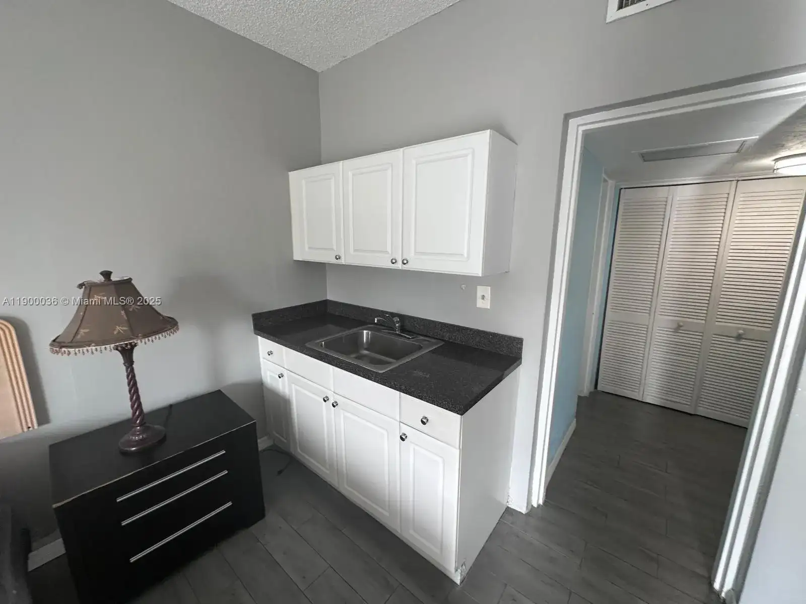 26 Diplomat Pkwy # 2342, Hallandale Beach FL 33009 photo 2