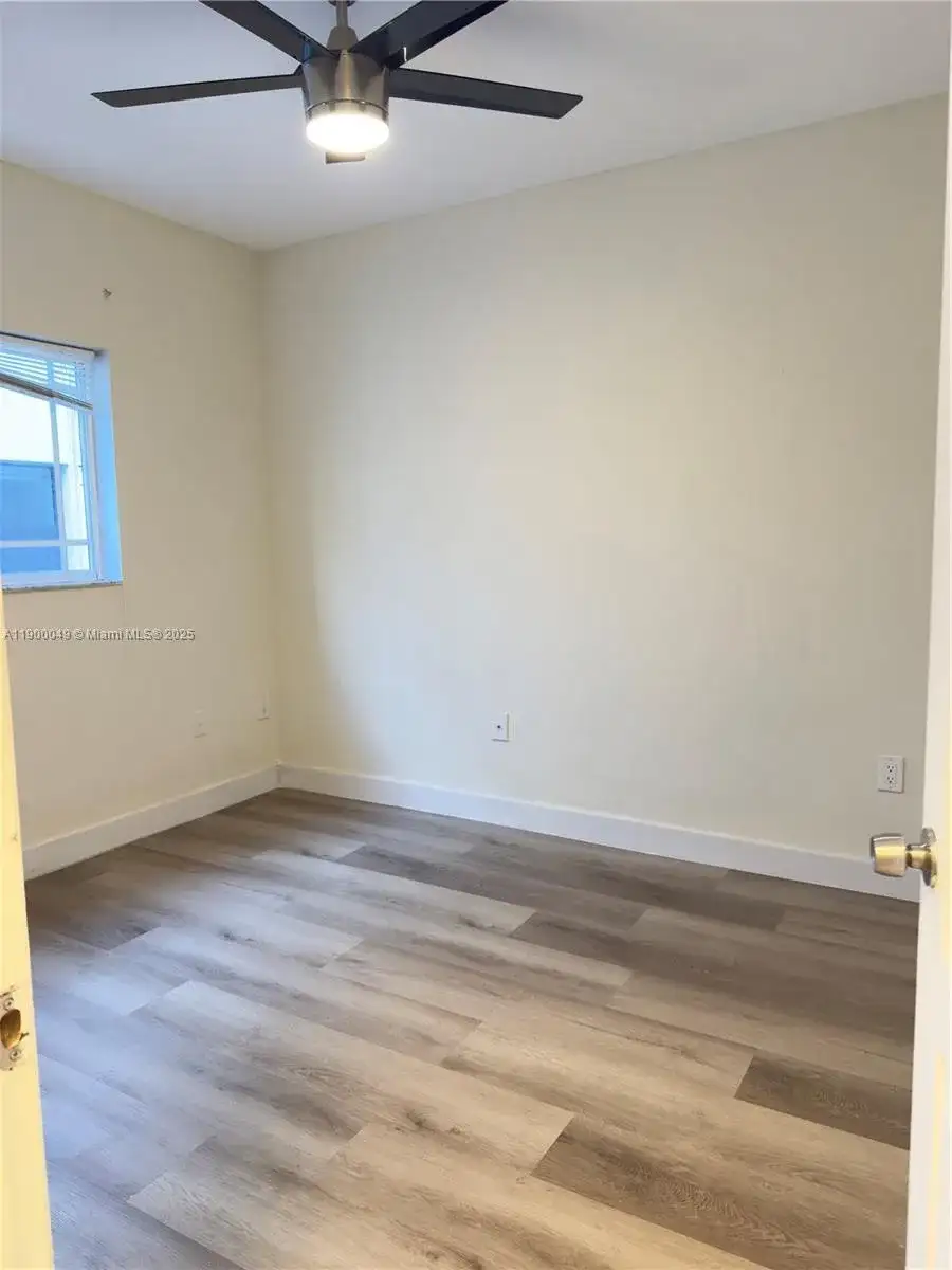 1930 SW 2nd St # 3, Miami FL 33135 photo 4