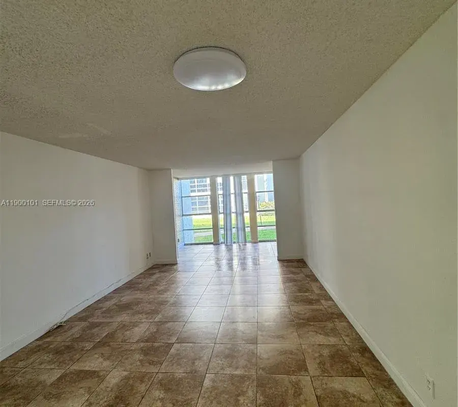851 Three Islands Blvd # 117, Hallandale Beach FL 33009