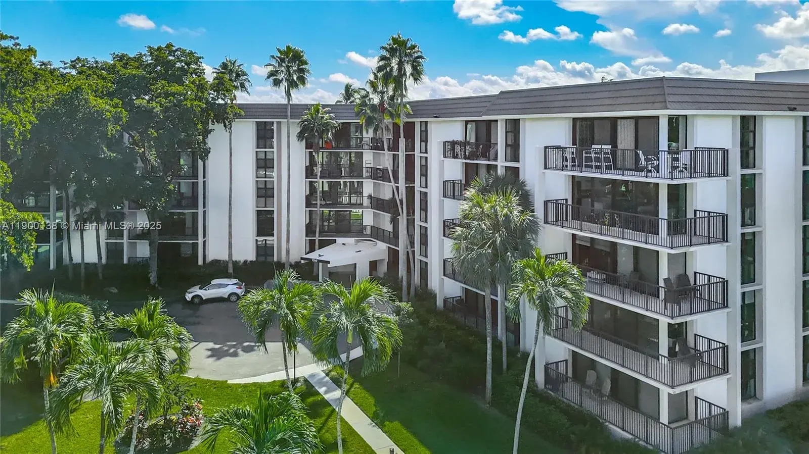 1350 River Reach Dr # 118, Fort Lauderdale FL 33315