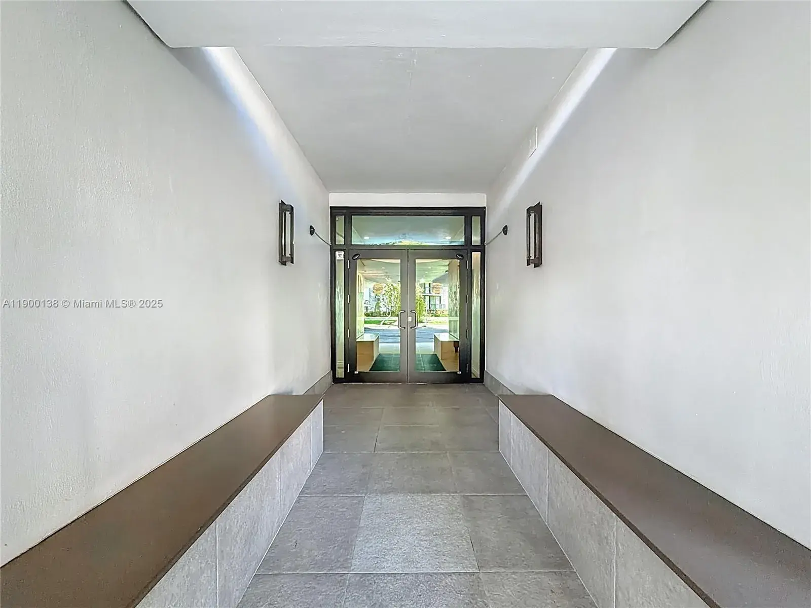 1350 River Reach Dr # 118, Fort Lauderdale FL 33315