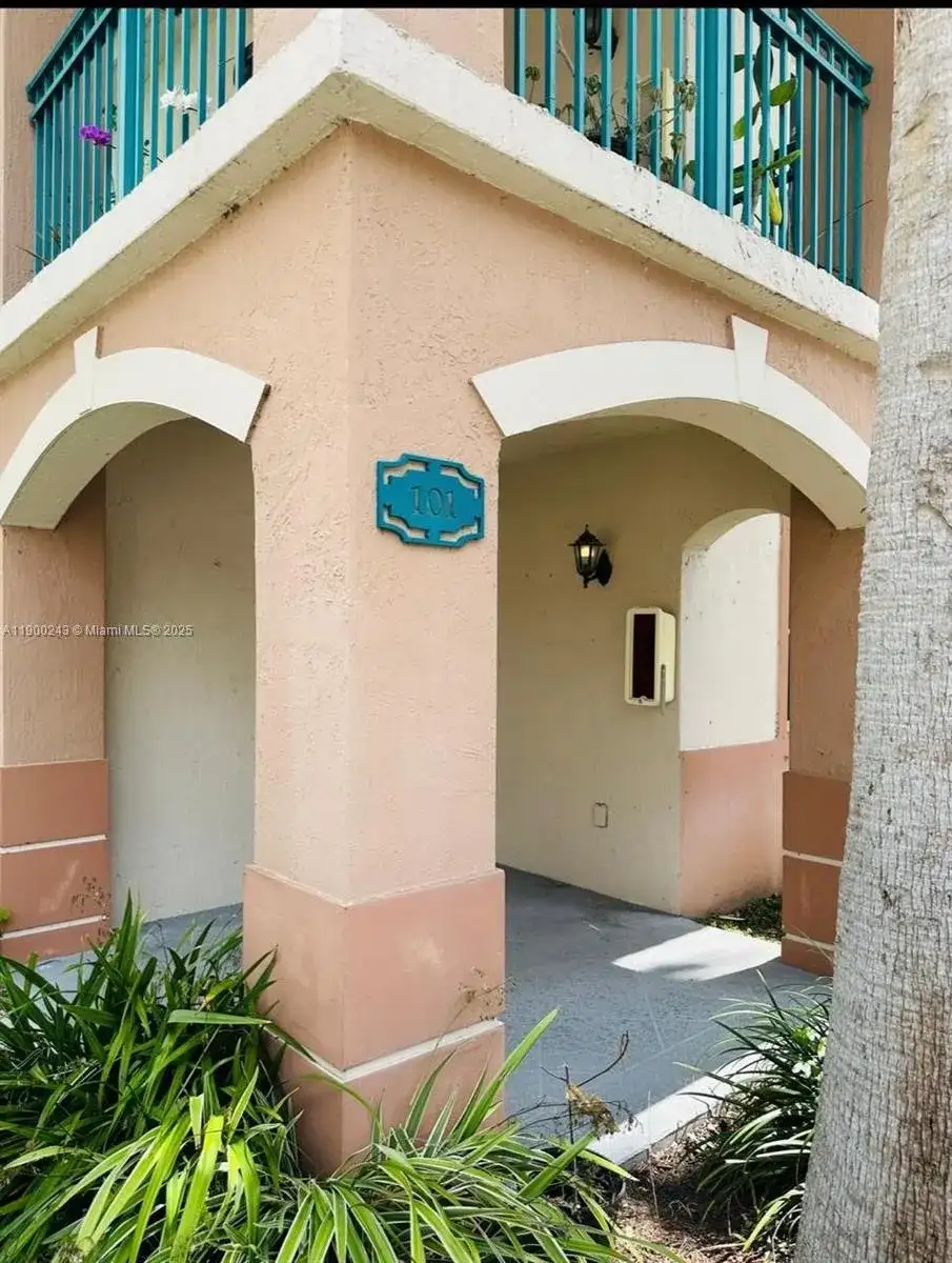 1261 SE 31st Ct # 53, Homestead FL 33035 photo 2