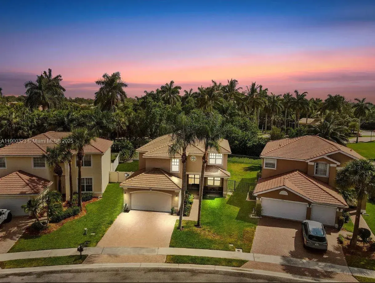 5337 Grand Banks Blvd, Green Acres FL 33463