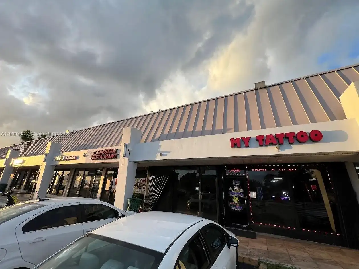 6111 Hollywood Blvd, Hollywood FL 33024
