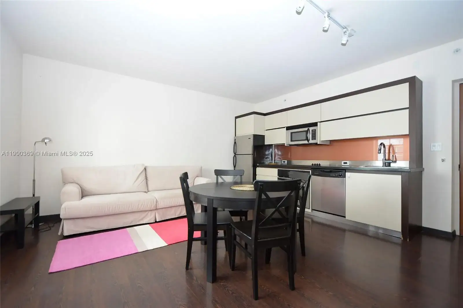 435 21st St # 205, Miami Beach FL 33139 photo 3