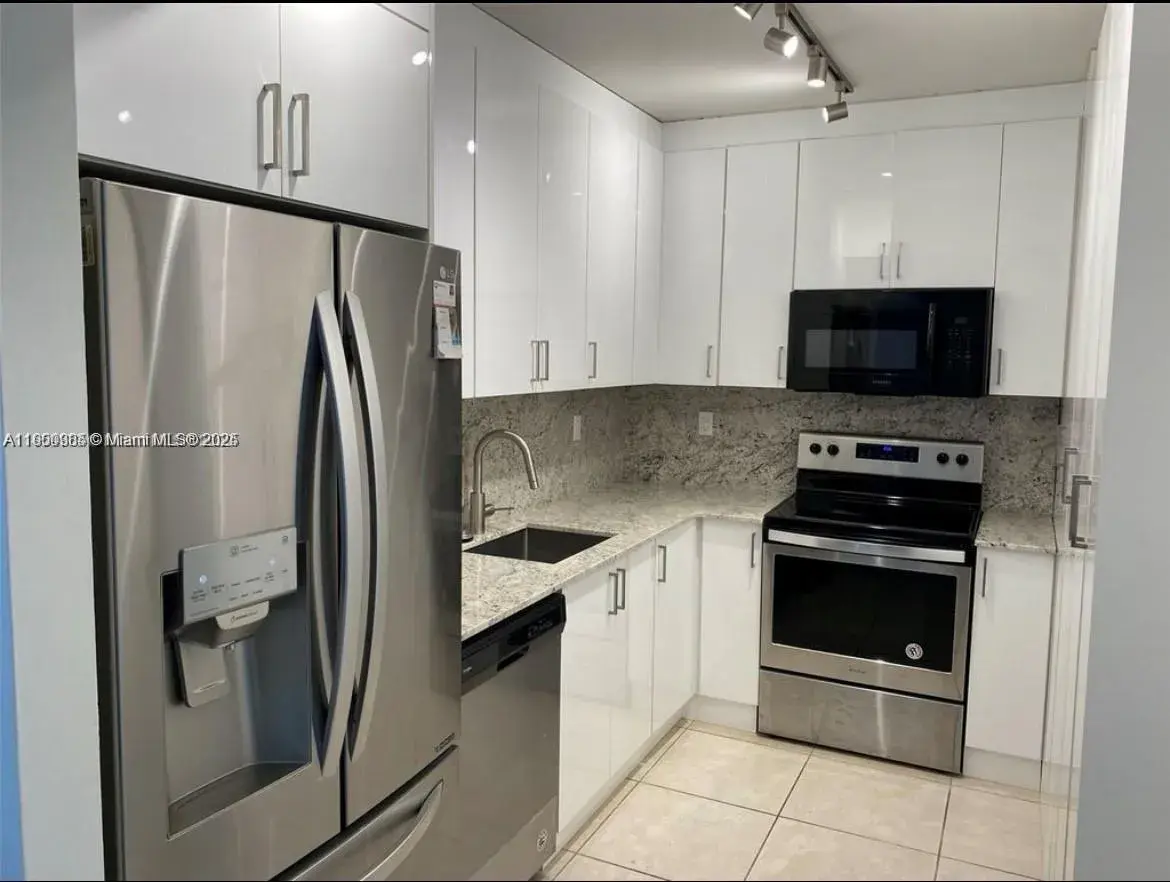 1965 S Ocean Dr # 5B, Hallandale Beach FL 33009