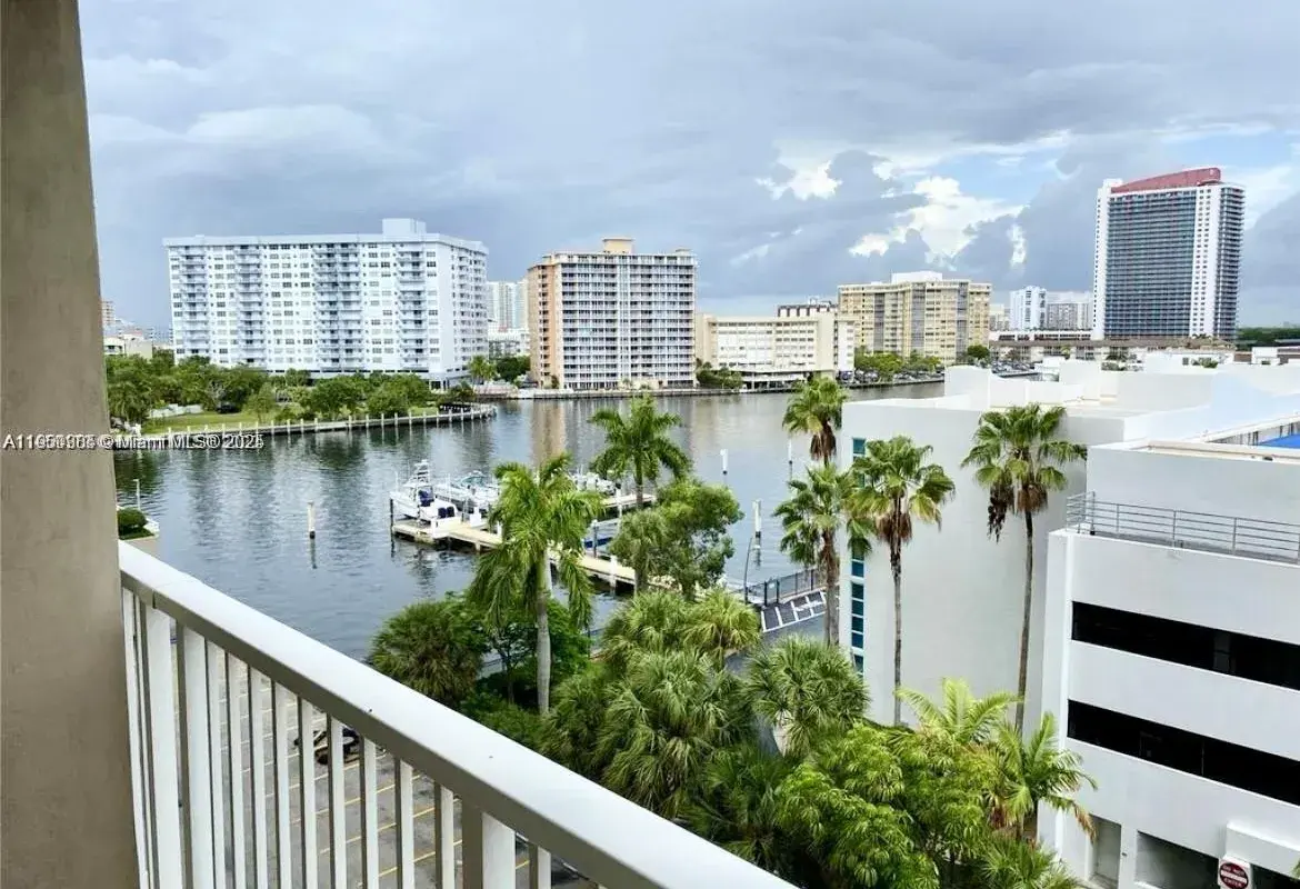 1965 S Ocean Dr # 5B, Hallandale Beach FL 33009