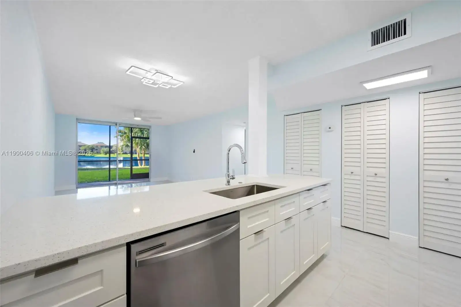 7900 NW 50th St # 104, Lauderhill FL 33351 photo 2