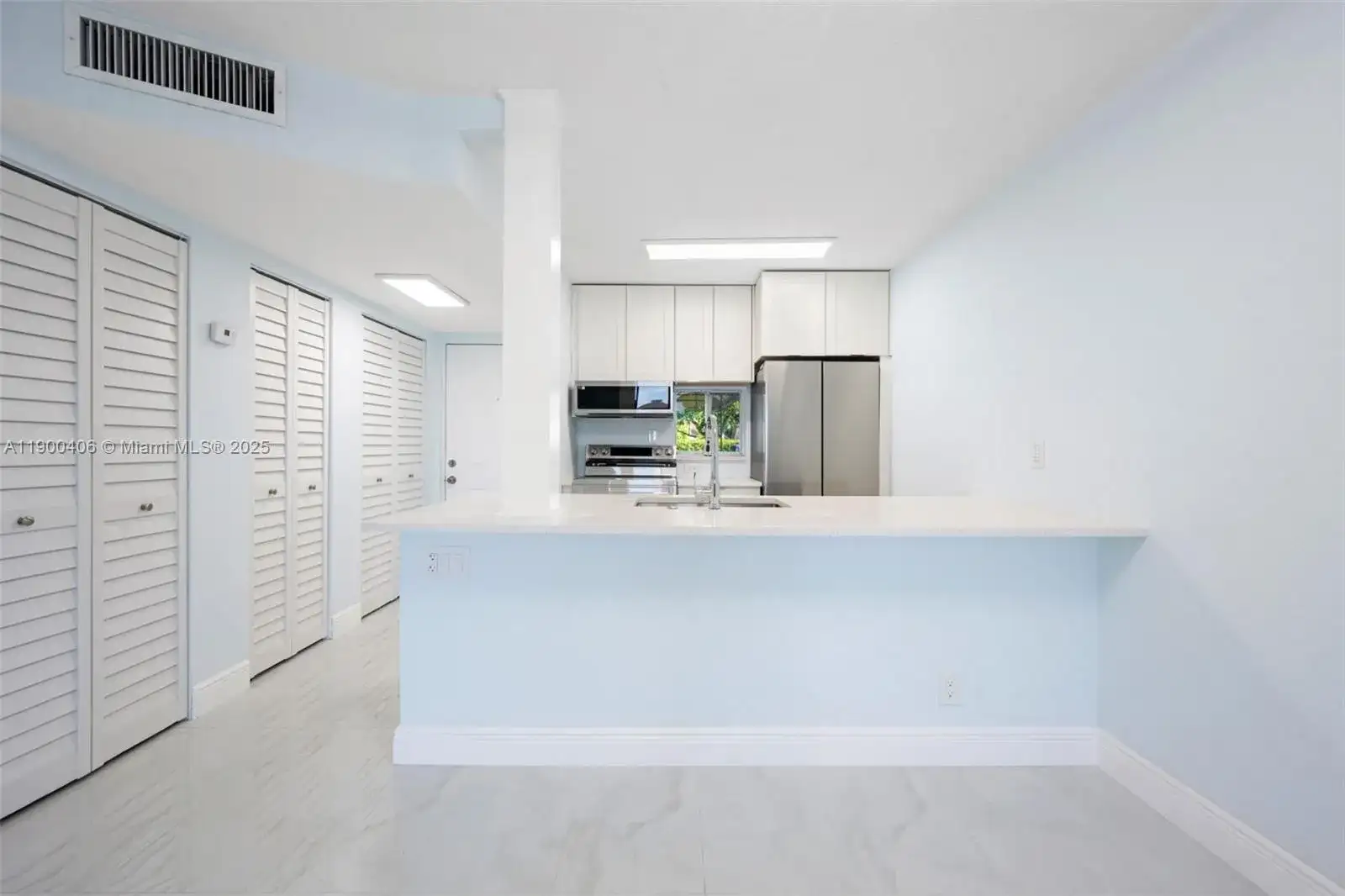 7900 NW 50th St # 104, Lauderhill FL 33351 photo 3
