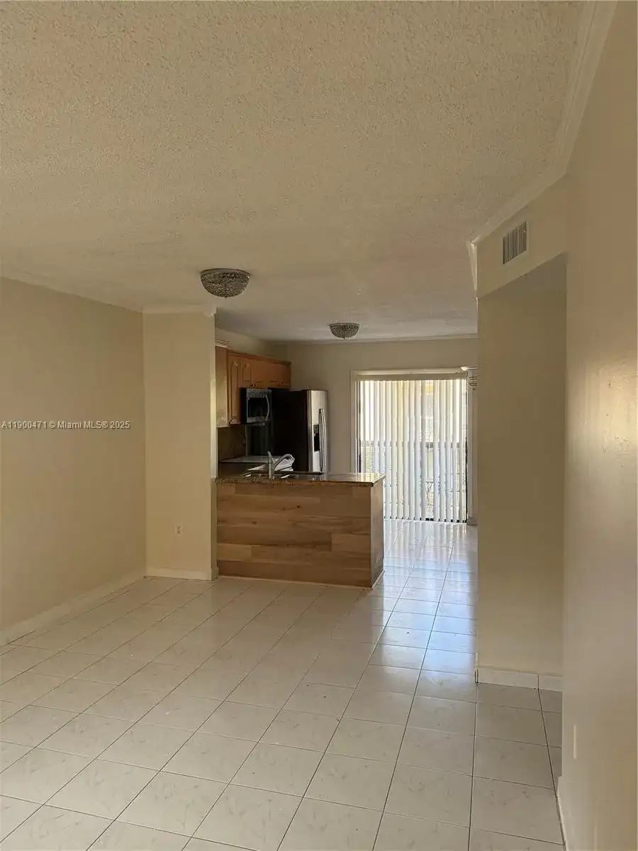 5490 W 21st Ct # 308, Hialeah FL 33016 photo 2