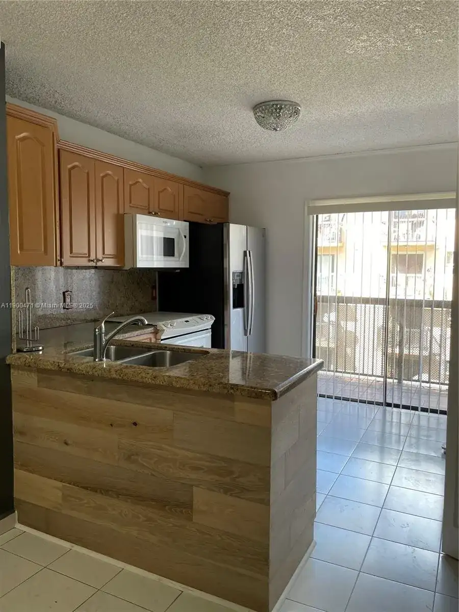 5490 W 21st Ct # 308, Hialeah FL 33016 photo 3