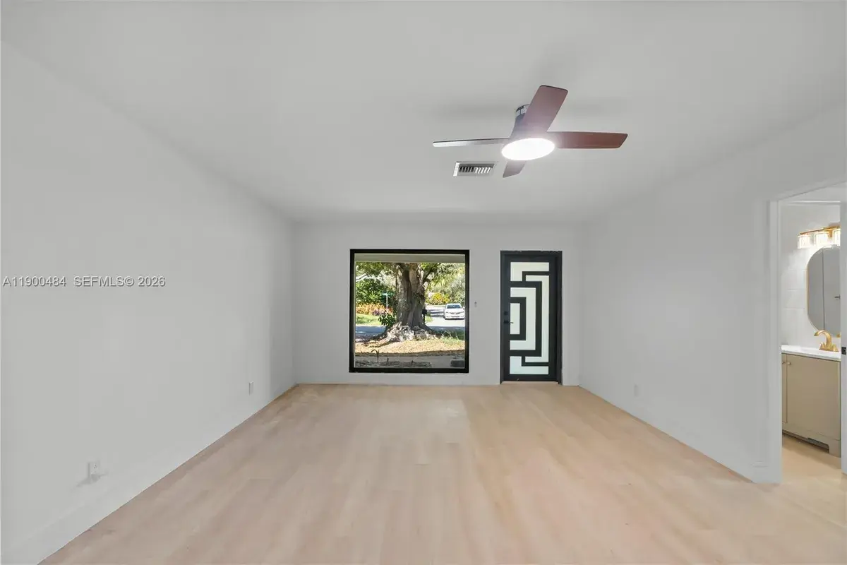 454 Dover Rd, Jupiter FL 33469