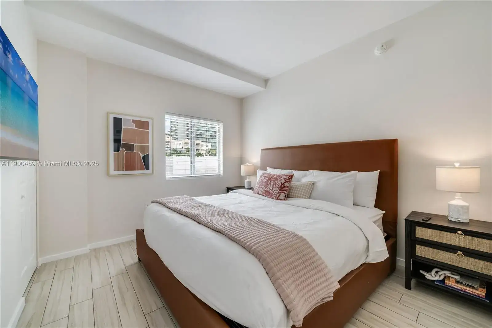 481 NE 29th St # 601, Miami FL 33137 photo 4