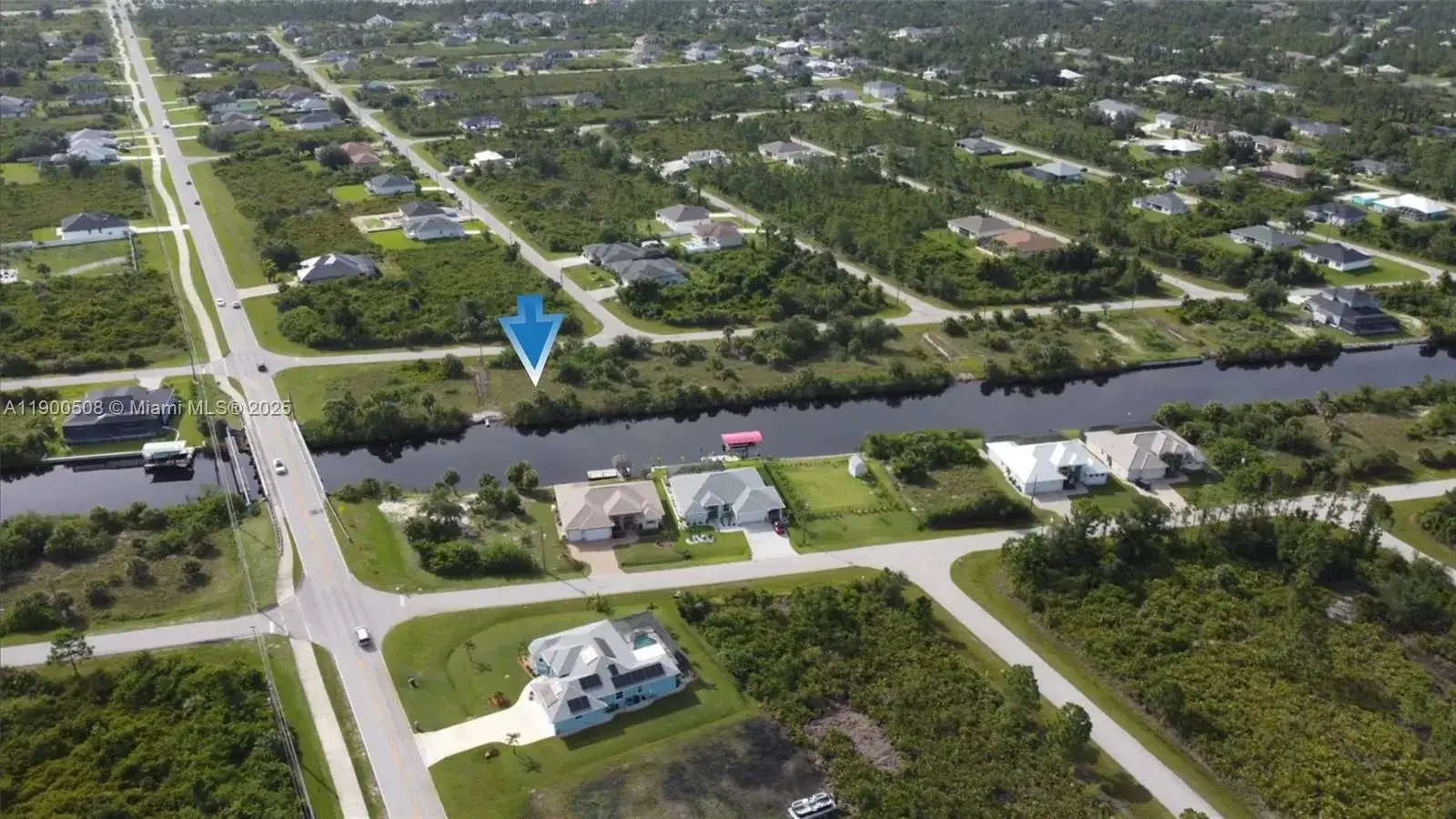 8584 Santa Cruz Dr, Port Charlotte FL 33981 photo 4