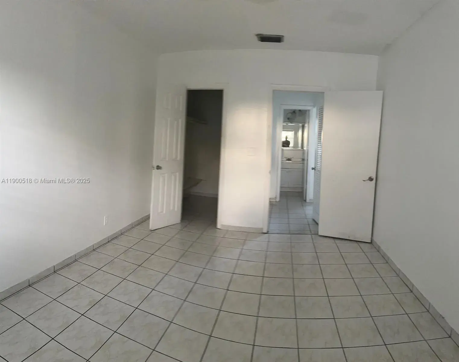 2420 Johnson St # 303, Hollywood FL 33020