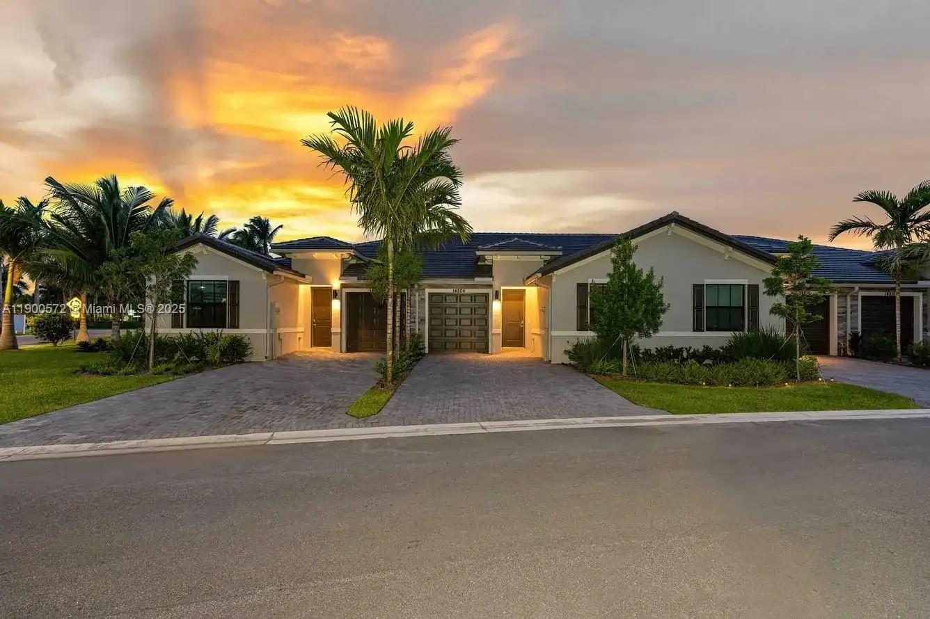 14828 Golden Jax Lane # 105, Delray Beach FL 33446