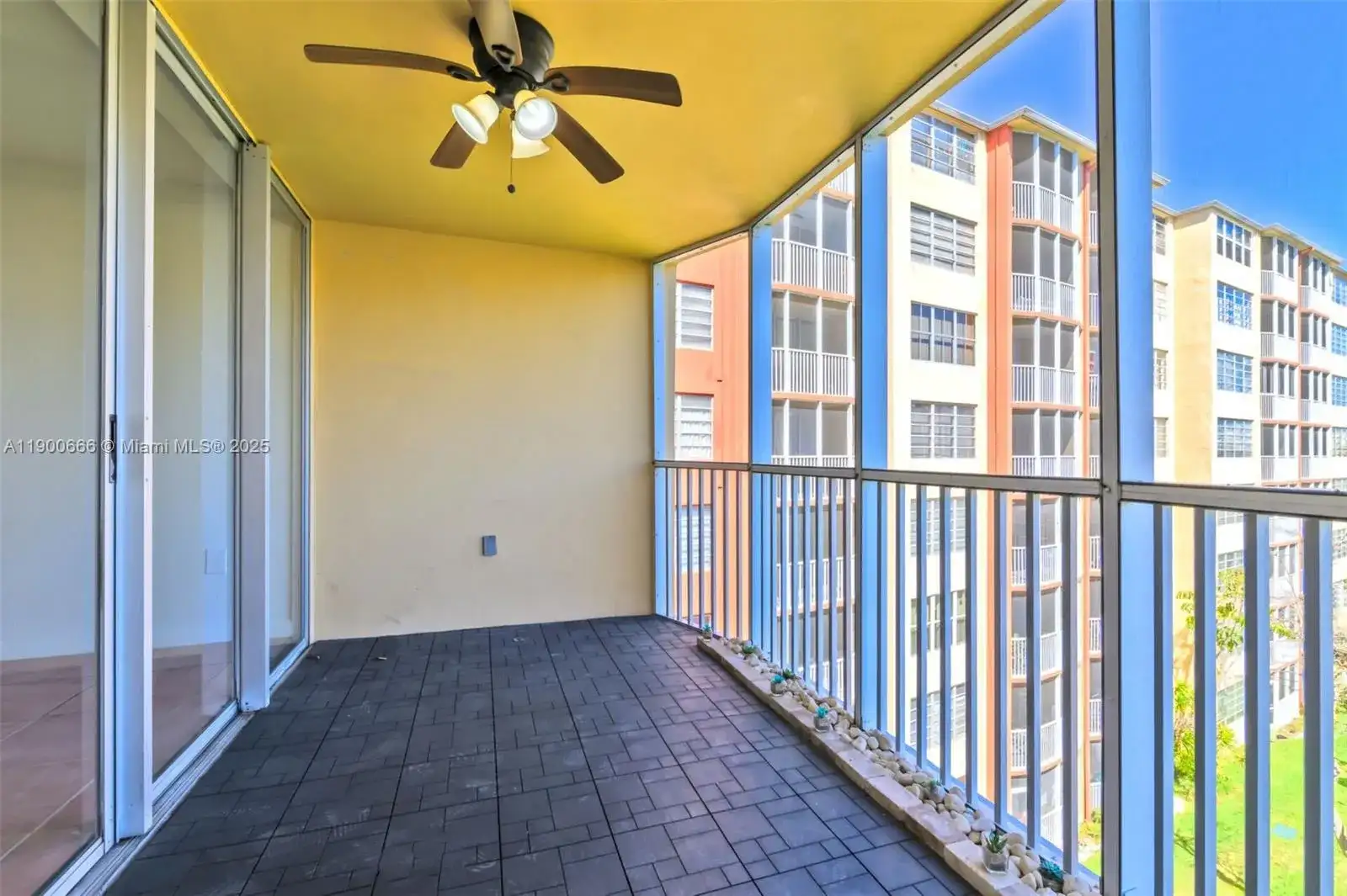 1770 NE 191st St # 1, Miami FL 33179 photo 3