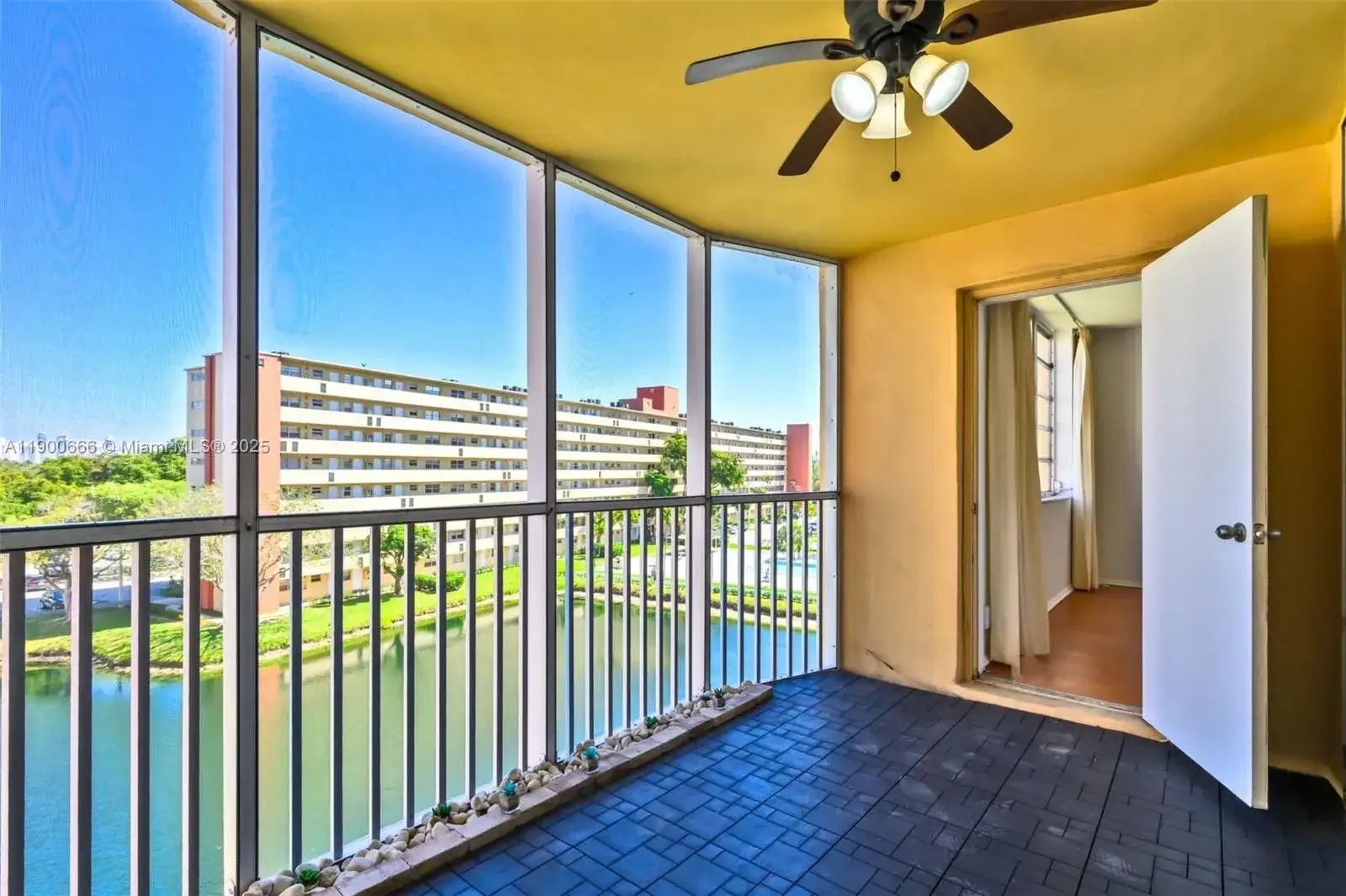 1770 NE 191st St # 1, Miami FL 33179 photo 4