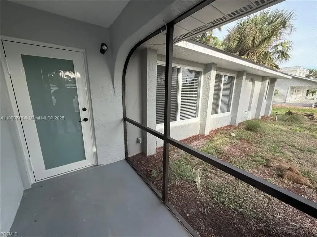 304 N Ave, Other City - In The State Of Florida FL 33936 photo 2