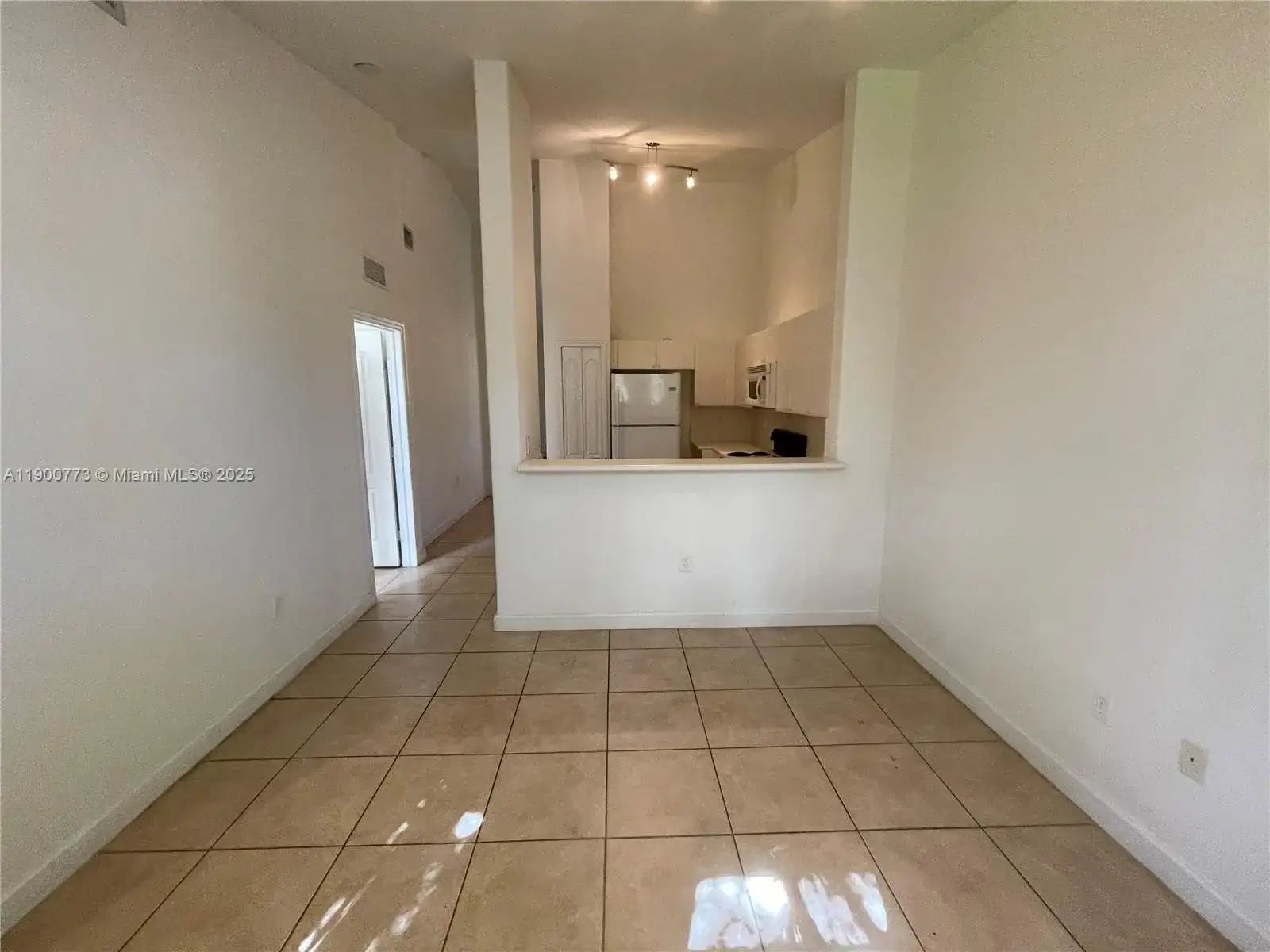 2835 SE 16th Ave # 201, Homestead FL 33035 photo 4