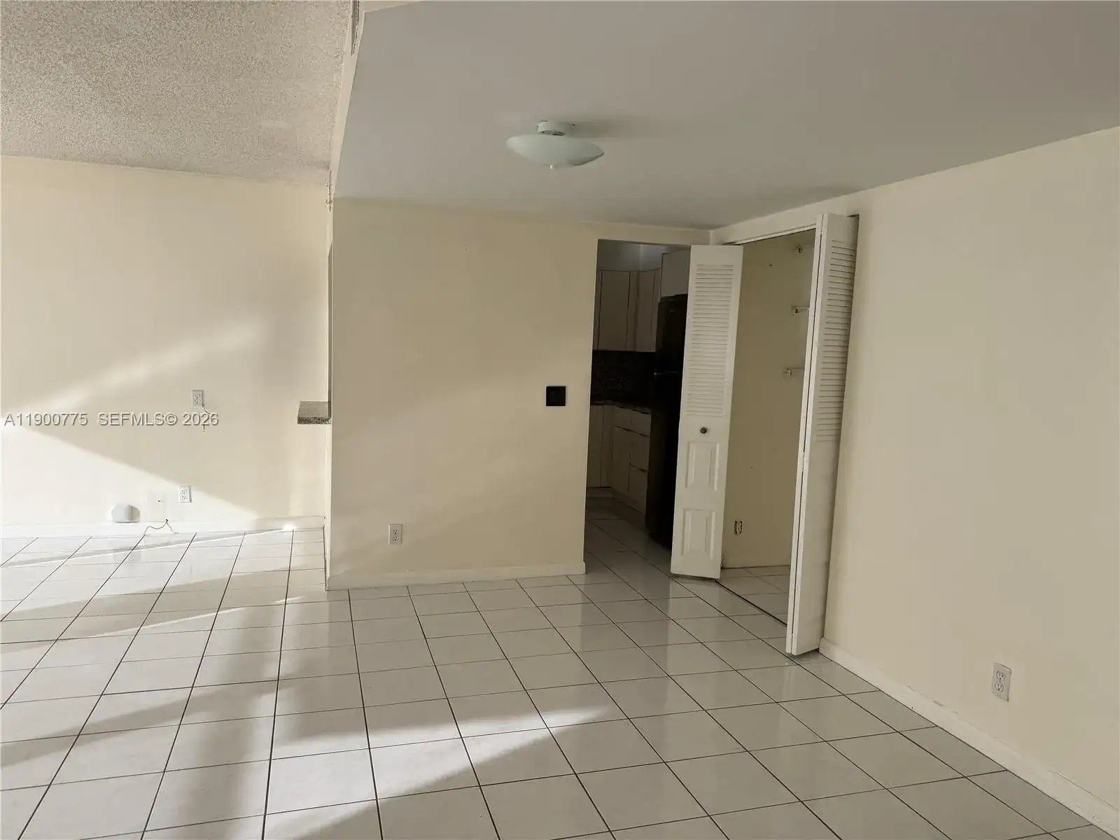 16570 NE 26th Ave # 3C, North Miami Beach FL 33160 photo 5
