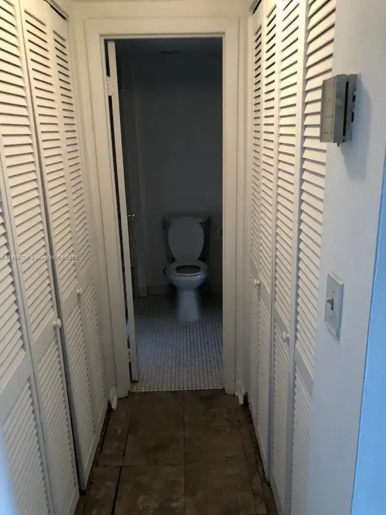 16465 NE 22nd Ave # 617, North Miami Beach FL 33160 photo 5