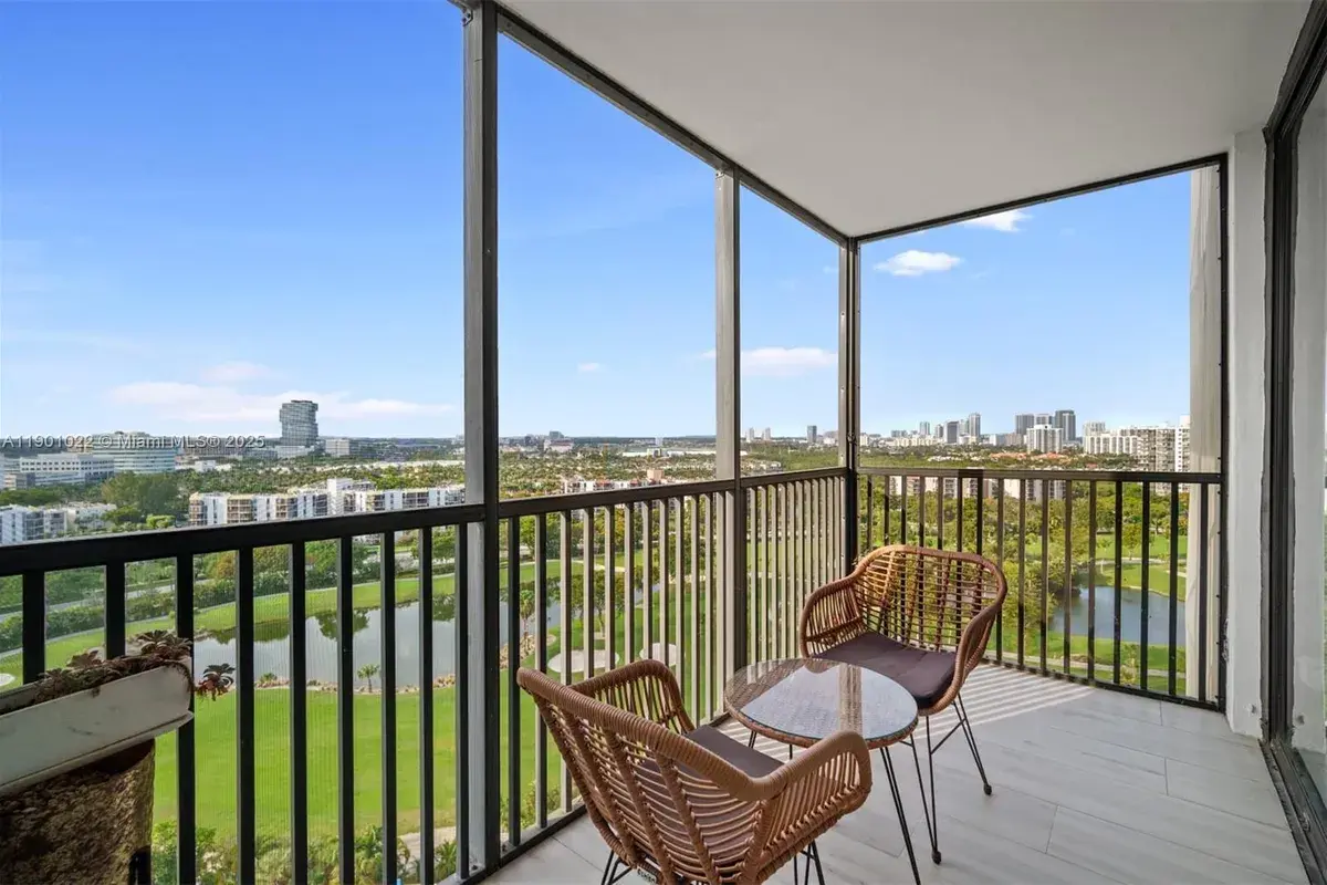 20301 W Country Club Dr # 1822, Aventura FL 33180