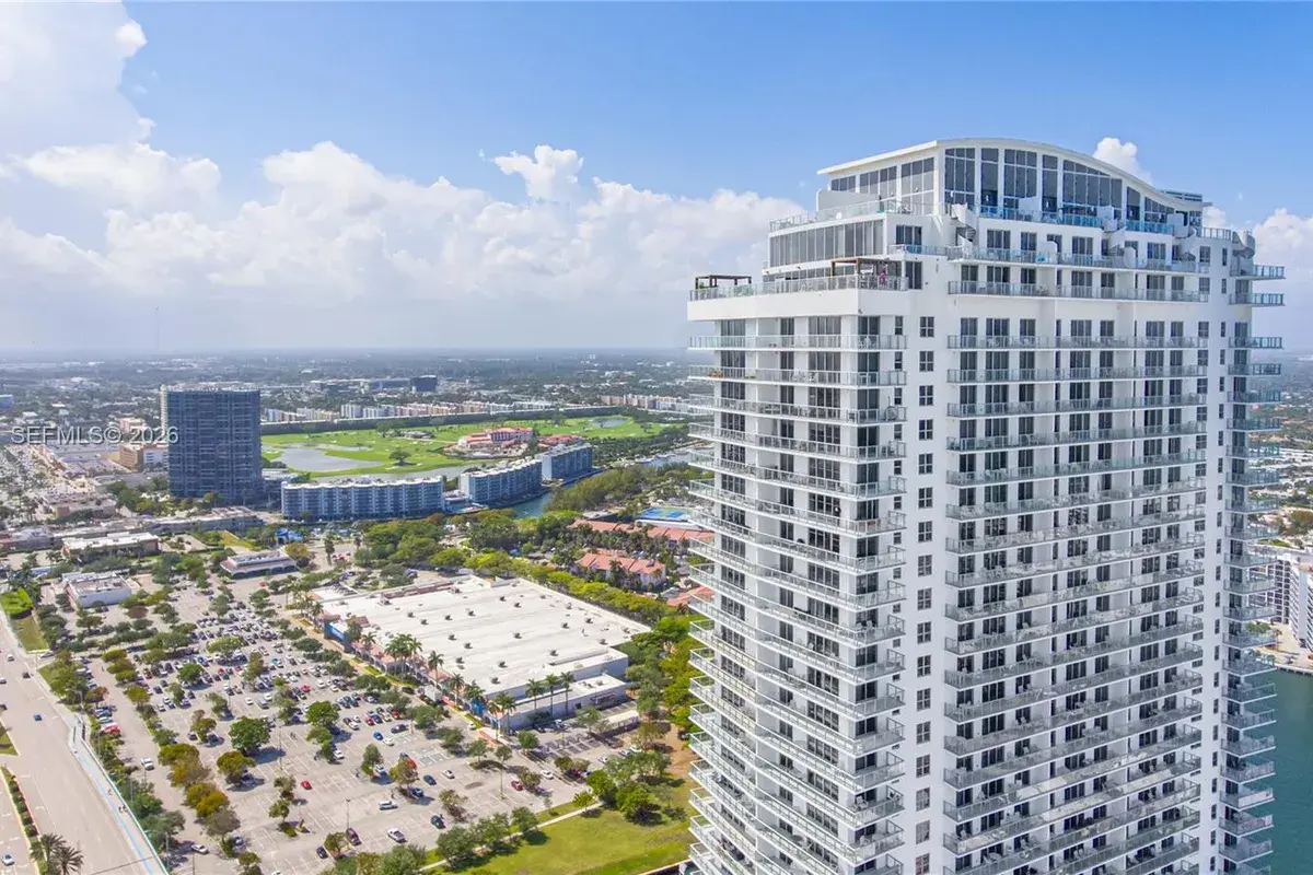 4010 S Ocean Dr # R1709, Hollywood FL 33019