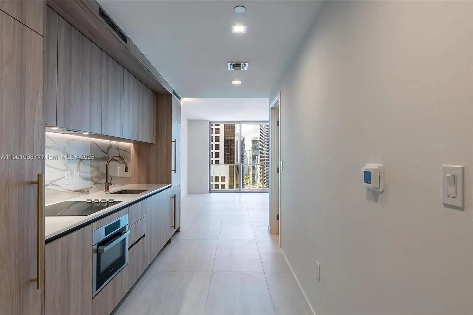 77 SE 5th Street # 2107, Miami FL 33143 photo 2