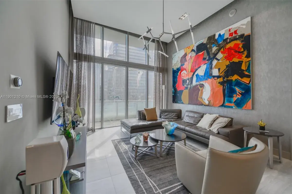 495 Brickell Ave # 2211, Miami FL 33131