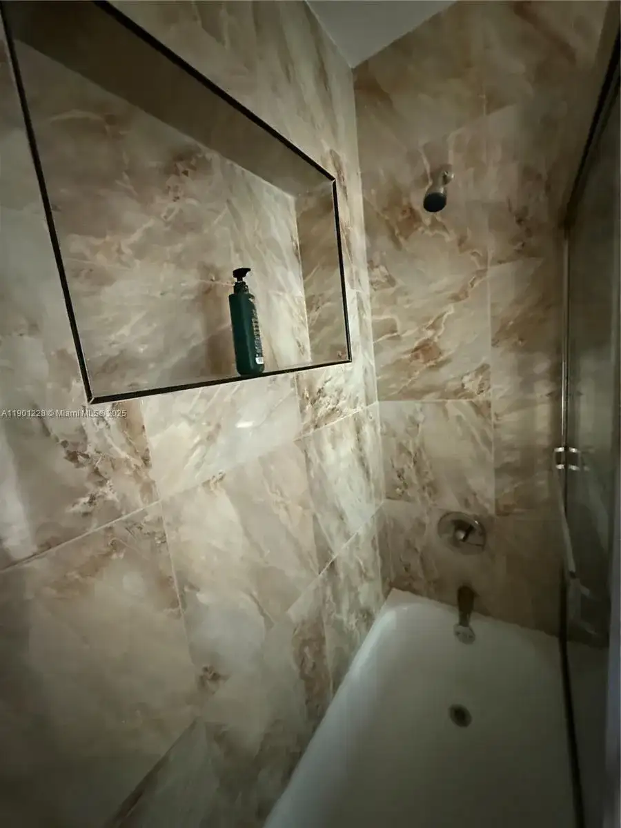 2409 SE 2nd Ave SE, Vero Beach FL 32962 photo 5