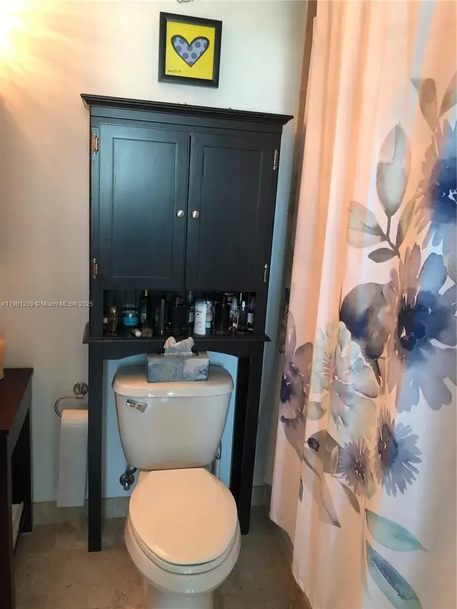 350 S Miami Ave # 1511, Miami FL 33130 photo 4