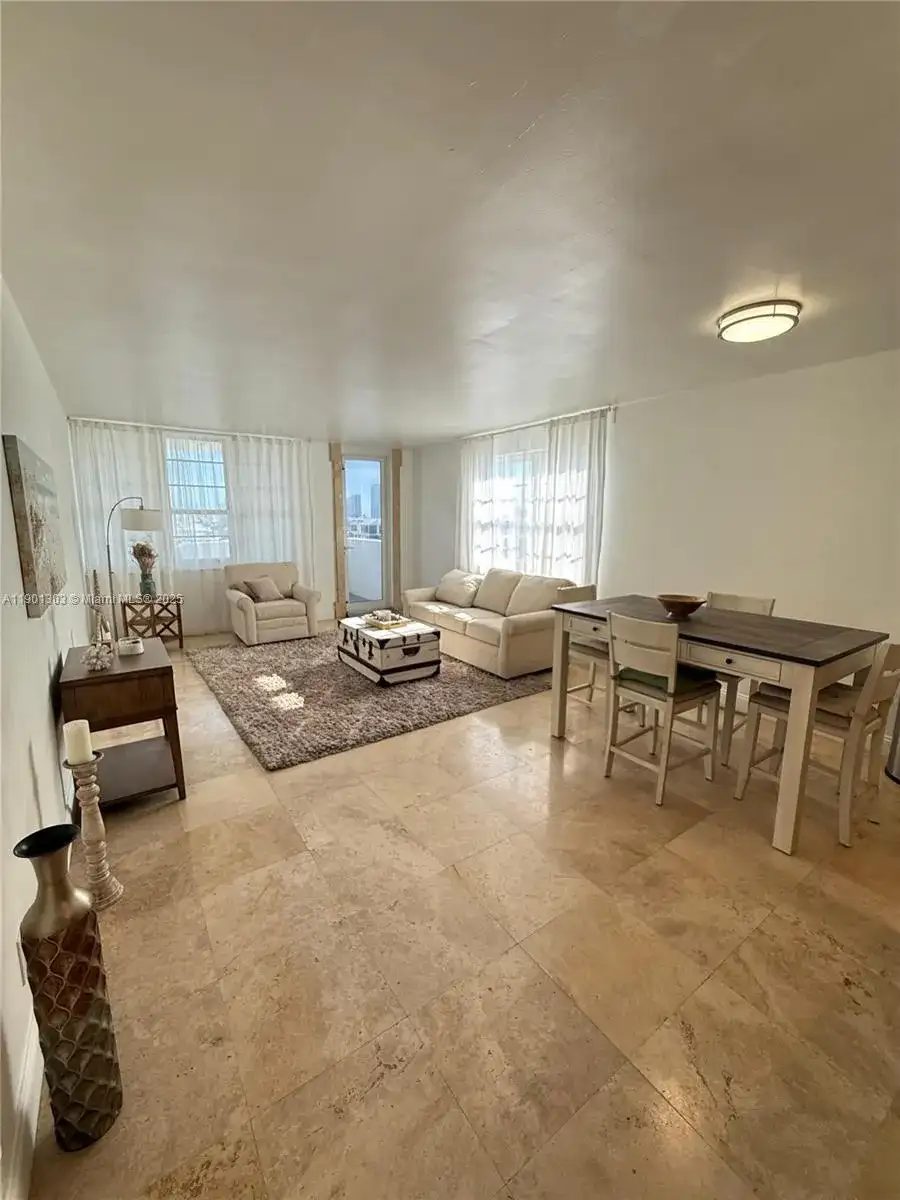 100 Lincoln Rd # 1111, Miami Beach FL 33139 photo 2
