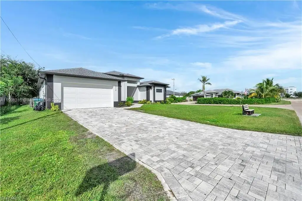 2218 SW 25th st, Cape Coral FL 33914 photo 4
