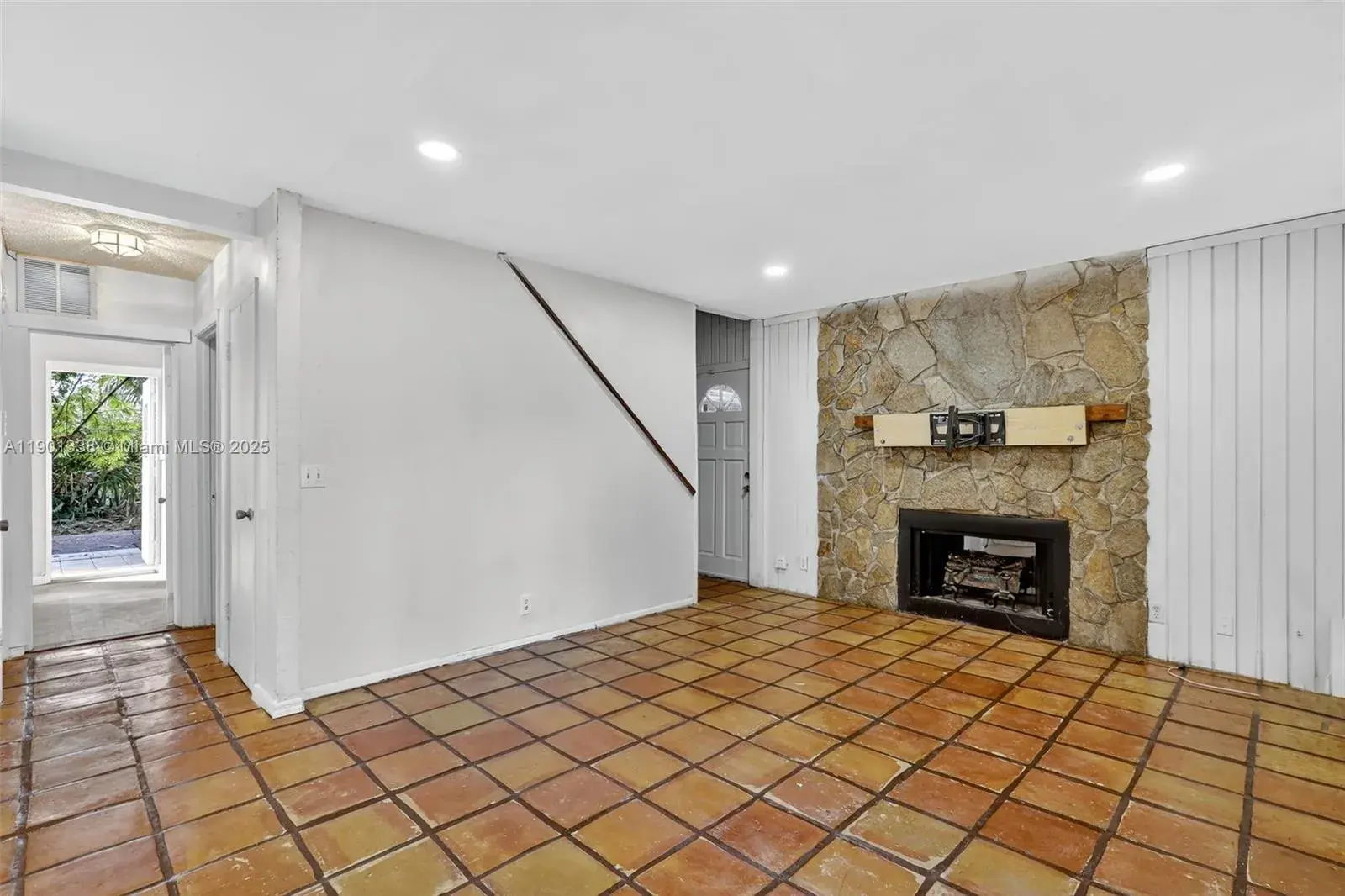 611 Broward Ave, Green Acres FL 33463