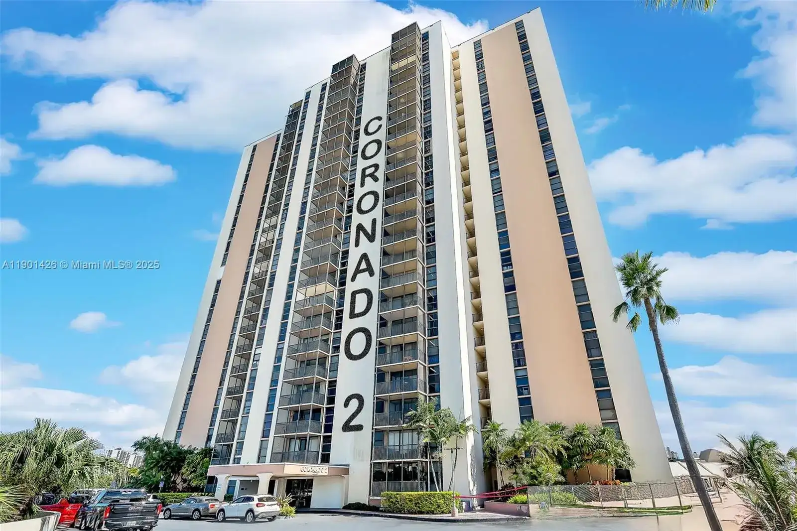 20301 W Country Club Dr, Aventura FL 33180 photo 5