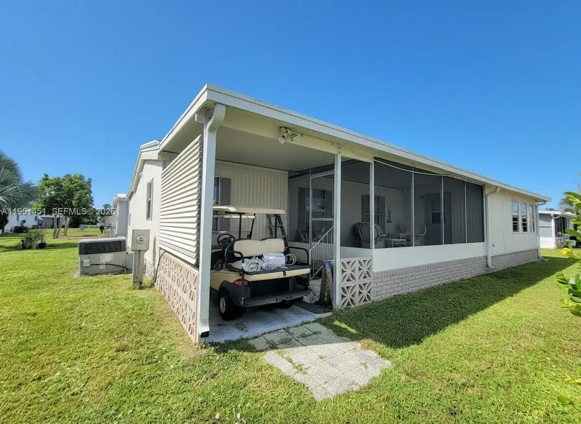 10 Hay St., Other City - In The State Of Florida FL 33920 photo 3