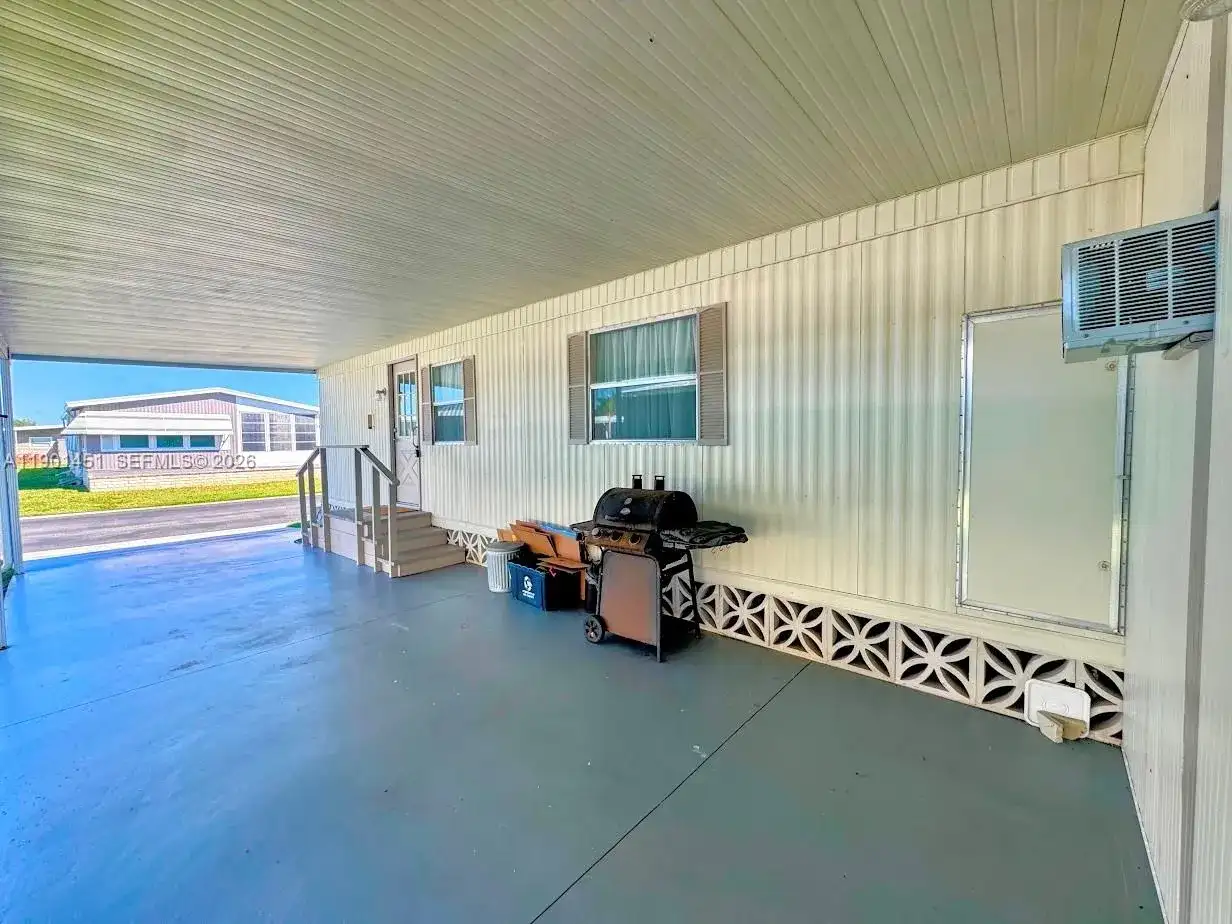 10 Hay St., Other City - In The State Of Florida FL 33920 photo 5