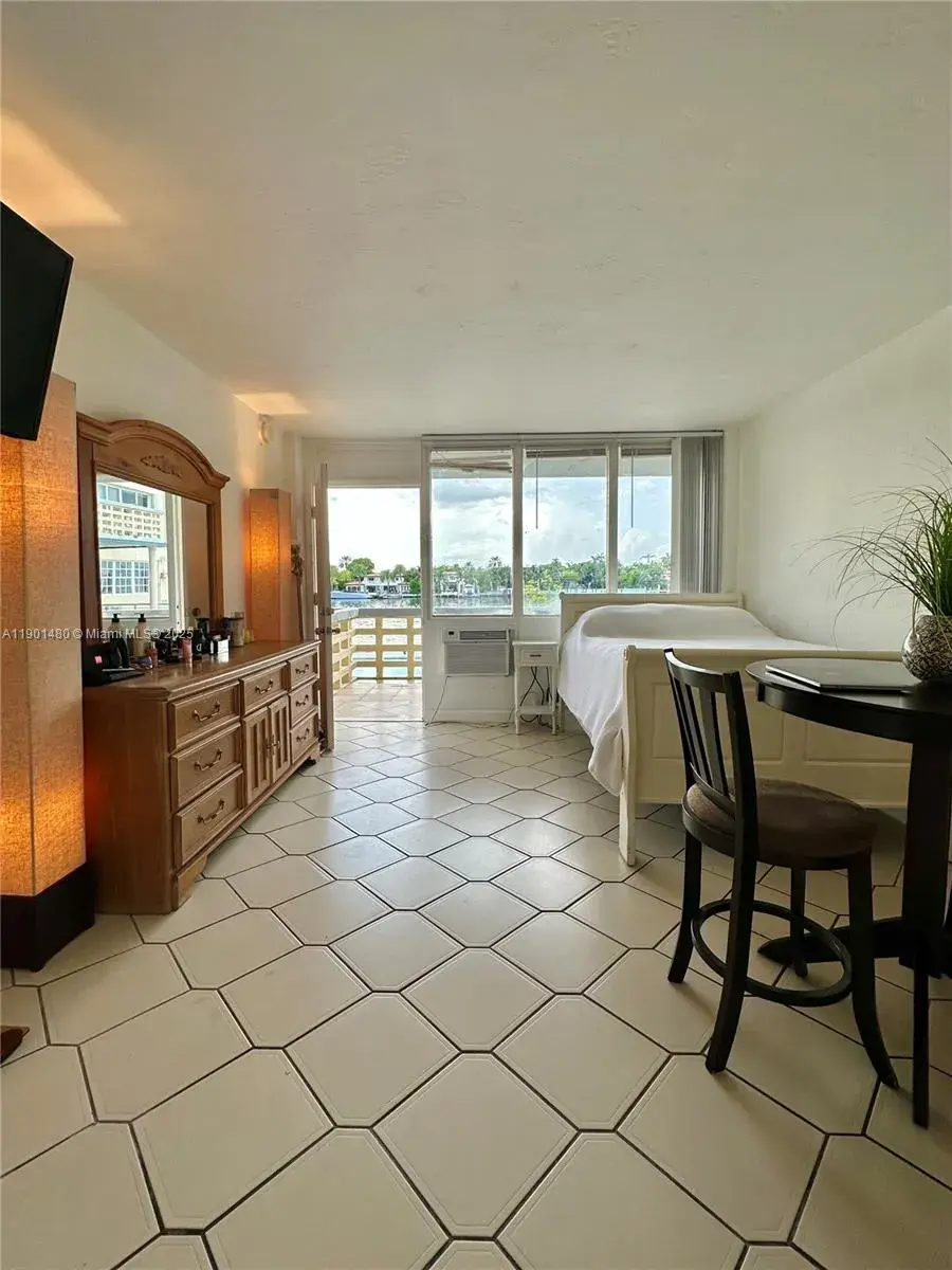 6484 Indian Creek Drive # 136, Miami Beach FL 33141