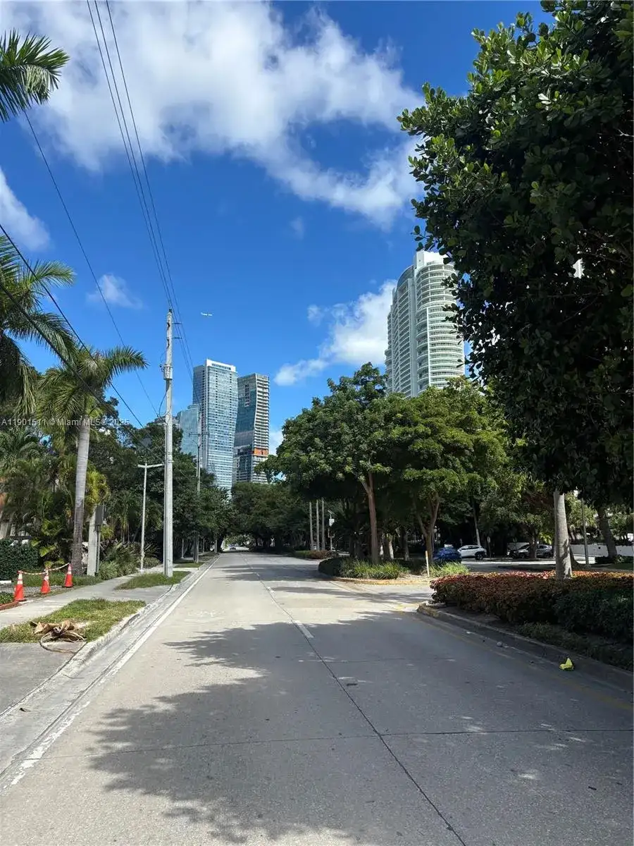 1918 Brickell Ave # 101, Miami FL 33129 photo 2