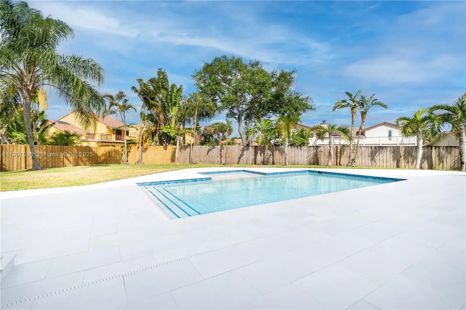 842 W Coco Plum Cir, Plantation FL 33324 photo 5