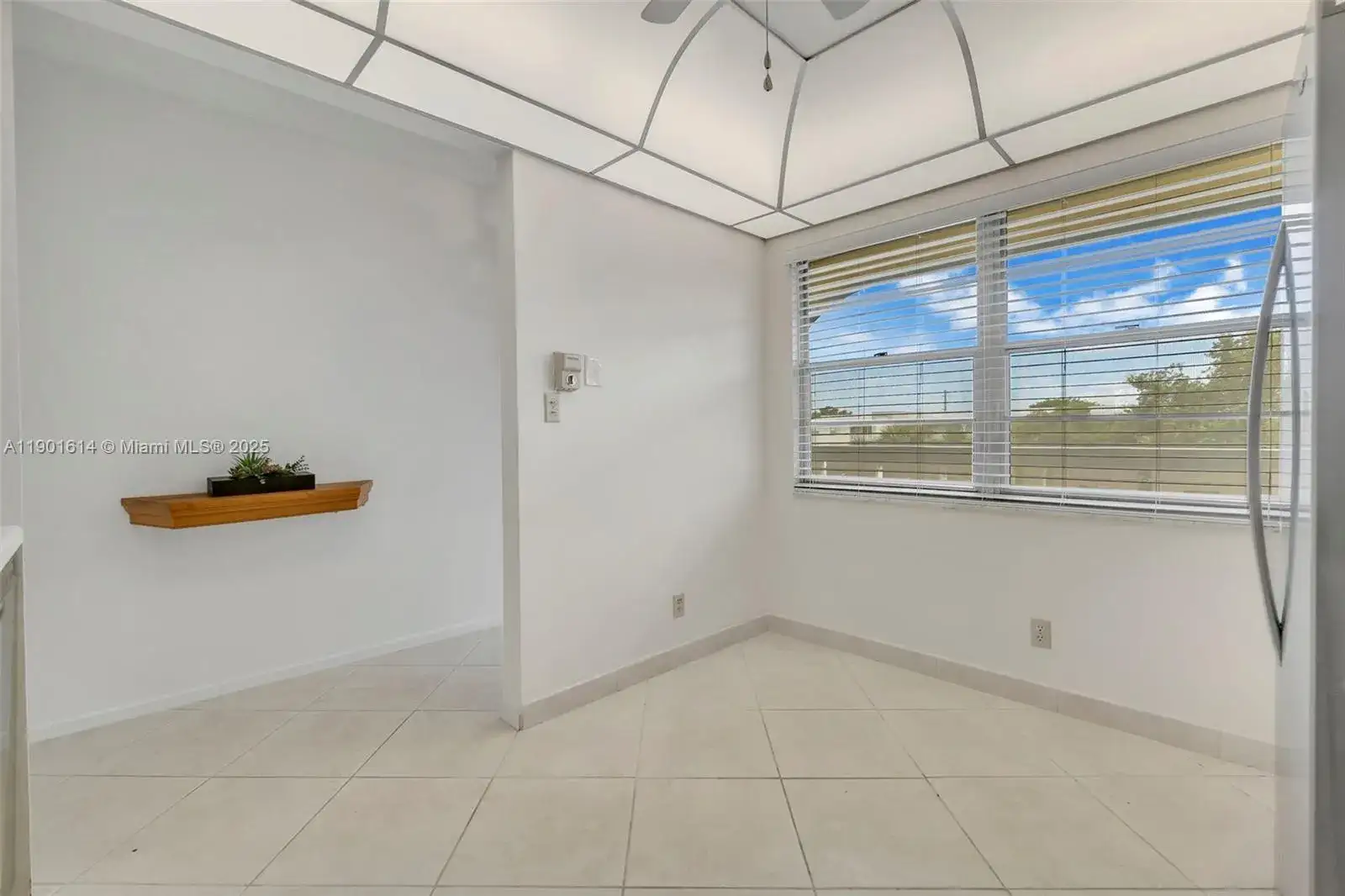 2504 Antigua Ter # L4, Coconut Creek FL 33066 photo 3
