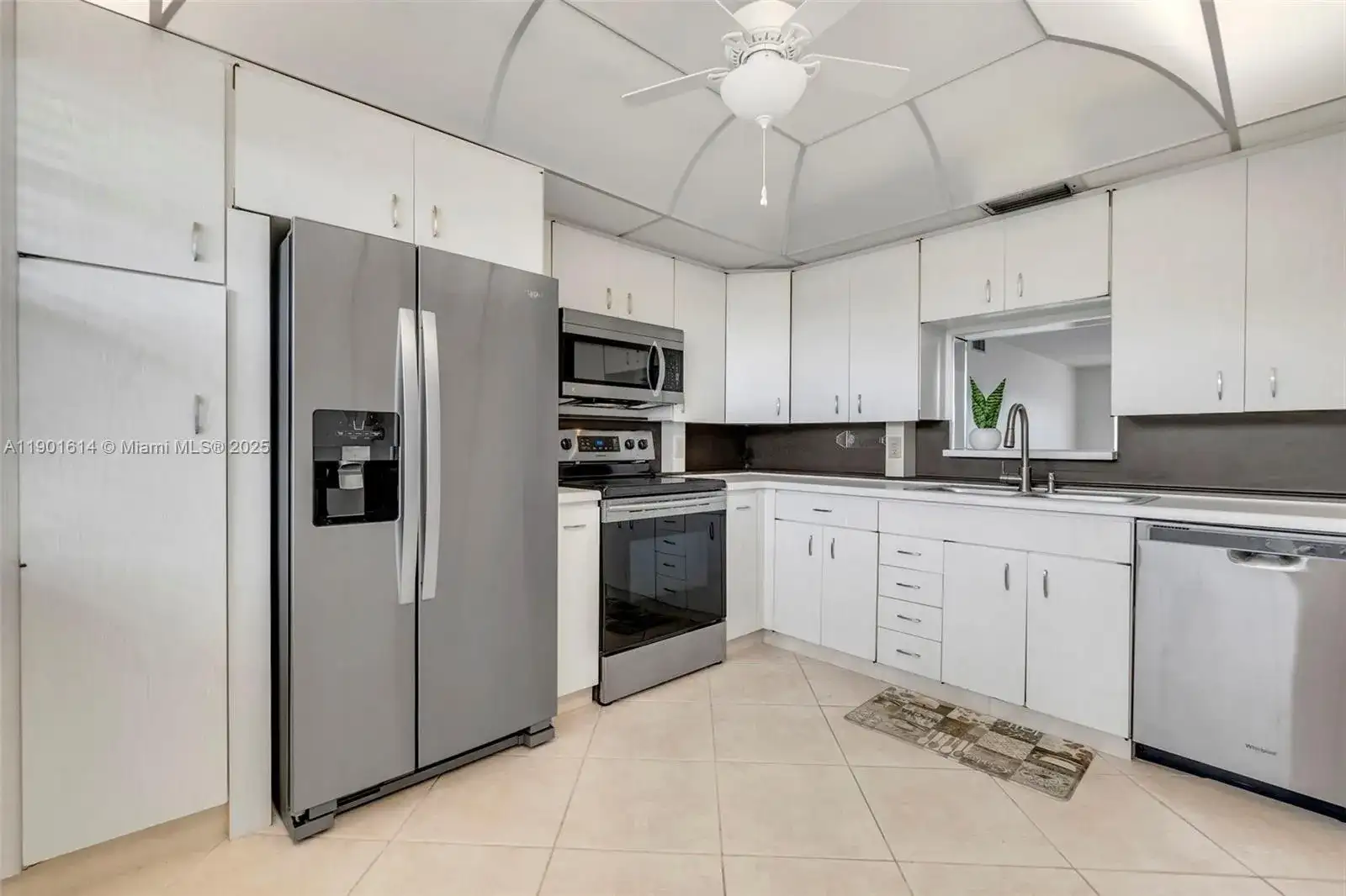 2504 Antigua Ter # L4, Coconut Creek FL 33066 photo 5