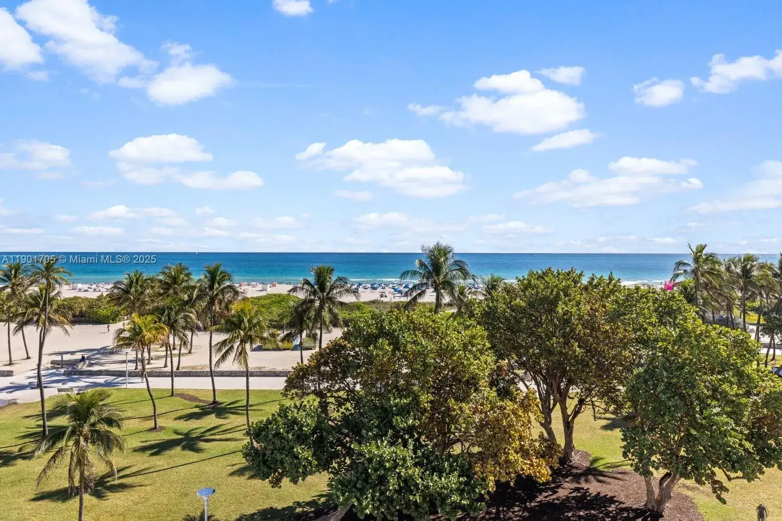 1 bath Residential for sale at 1024 Ocean Dr # A301, Miami Beach FL 33139