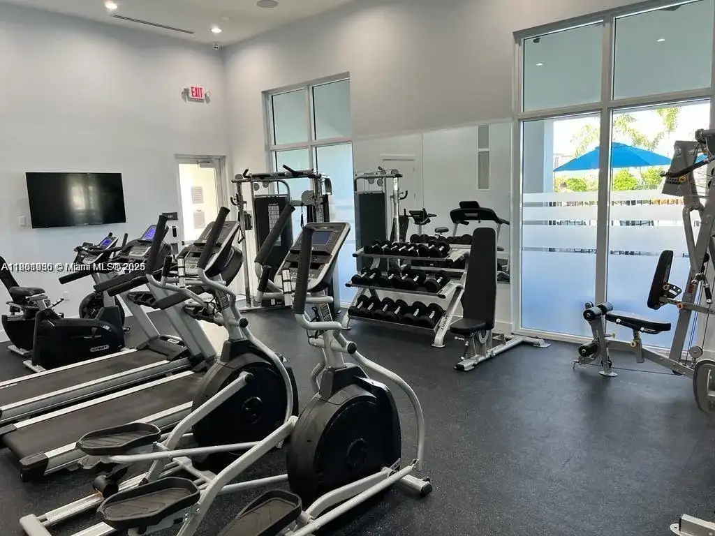 1663 SE 26th Rd, Homestead FL 33035 photo 5
