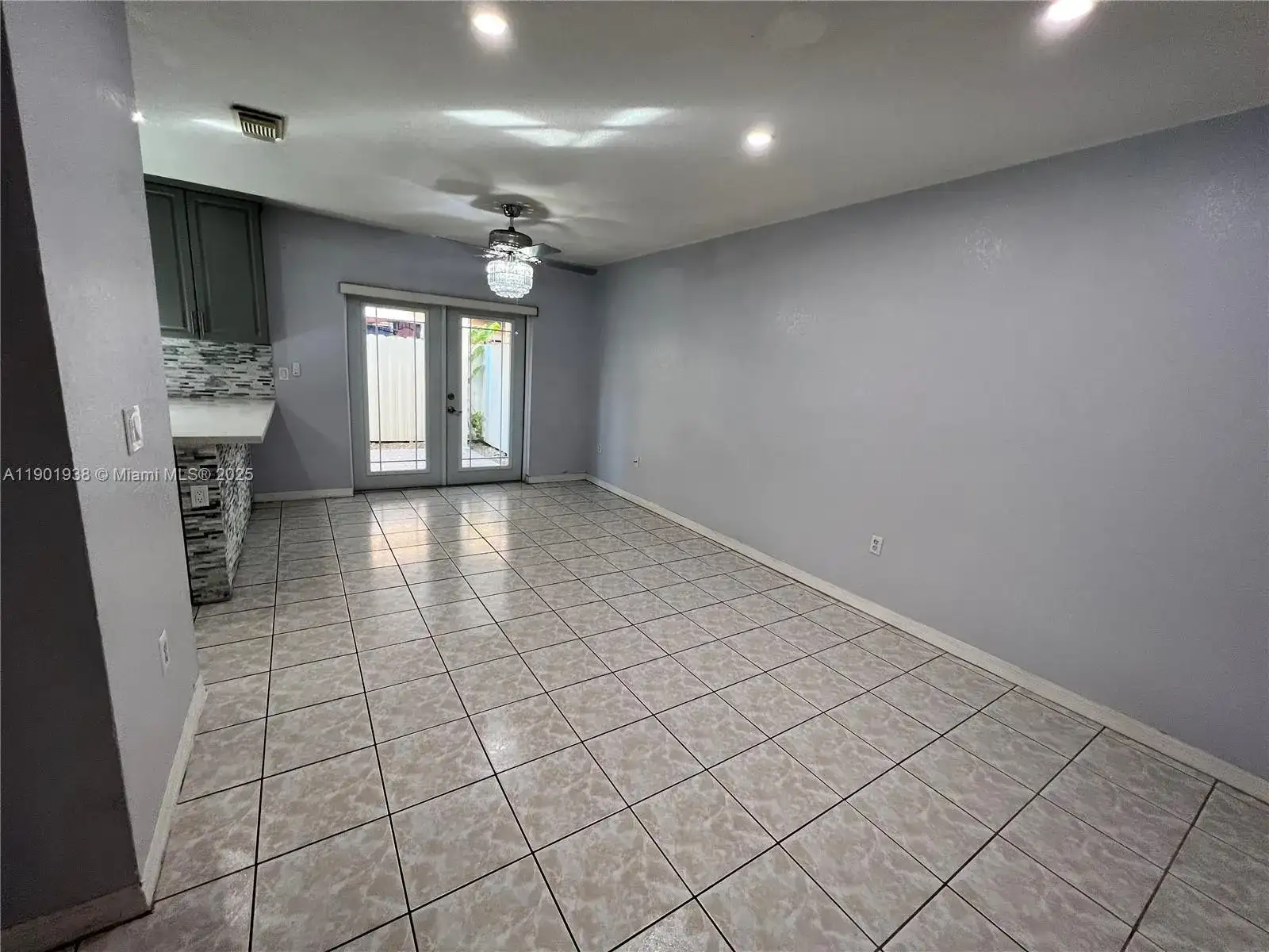 10644 NW 87th Ct # 10644, Hialeah Gardens FL 33018 photo 4